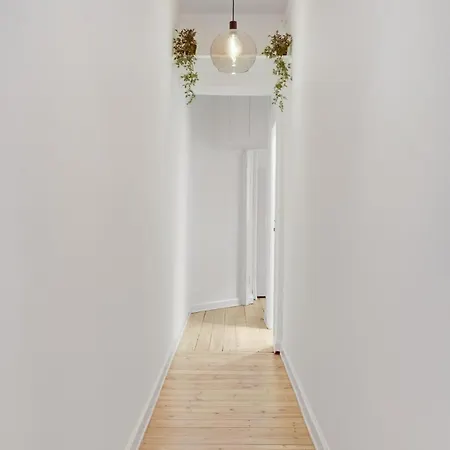 Apartment Spacious And Stylish In Cph *