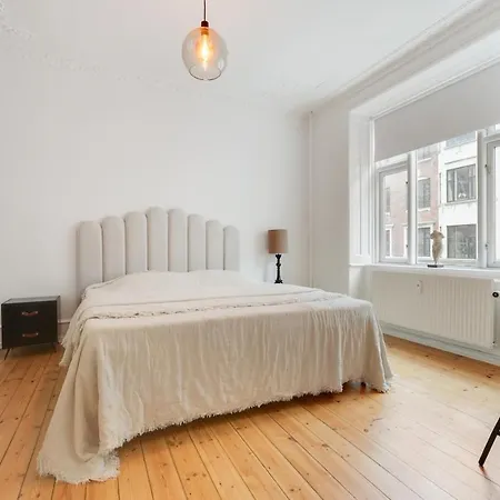 Spacious And Stylish In Cph