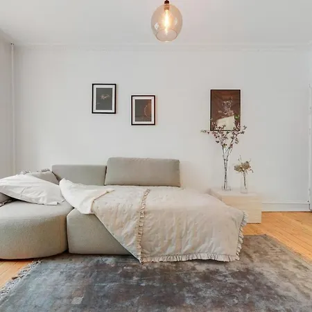 Spacious And Stylish In Cph *